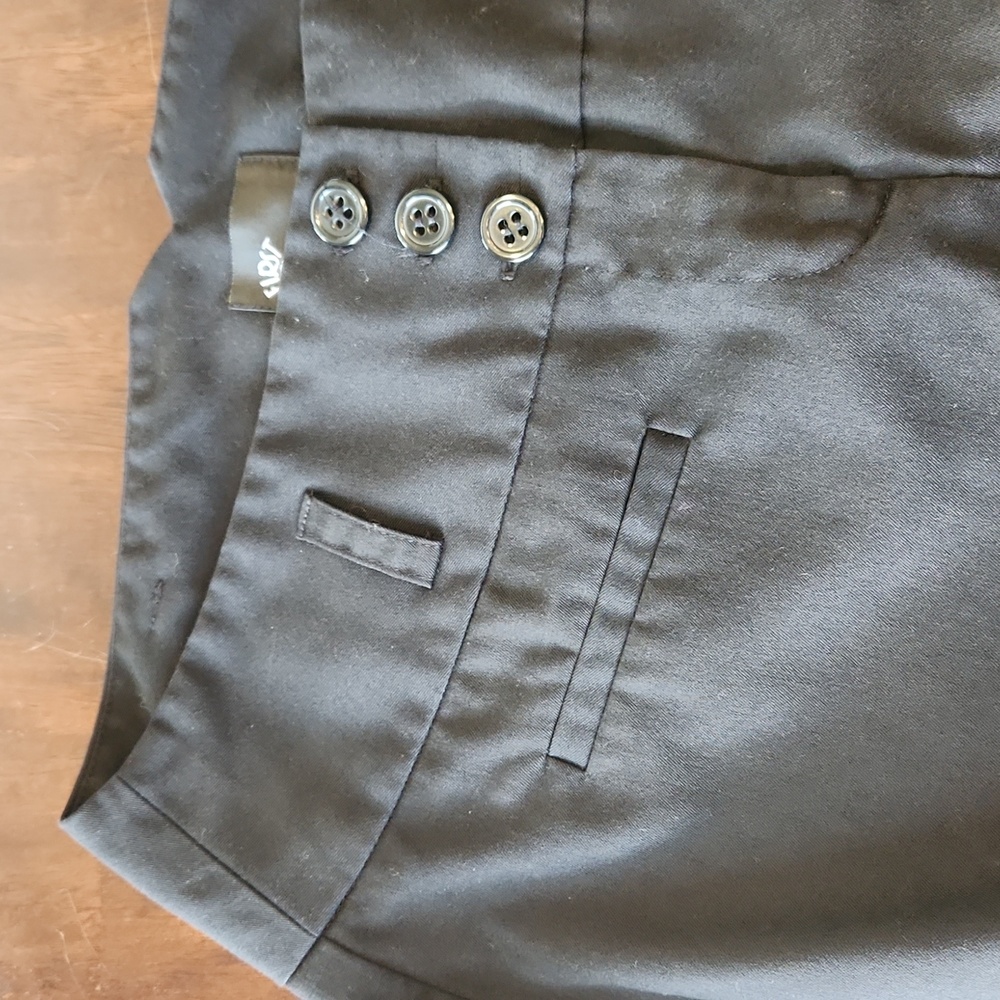First Option, black capri - Picture 4 of 8
